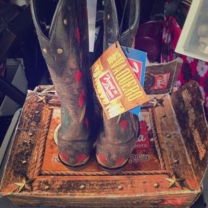 Brand new Tony Lama Boots